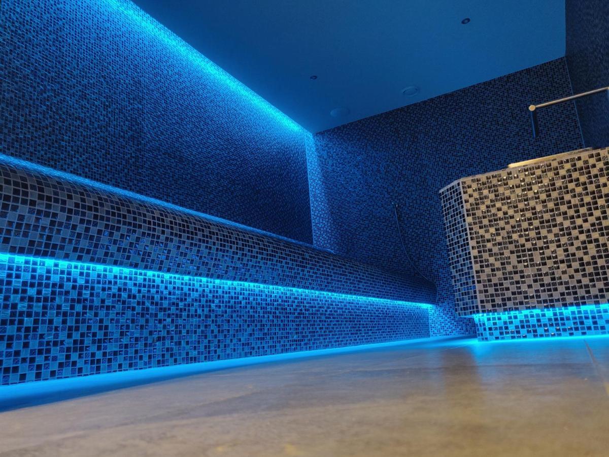 Wellness Hotel Panorama เตรนชิอาสกี เตปลิตเซ ภายนอก รูปภาพ