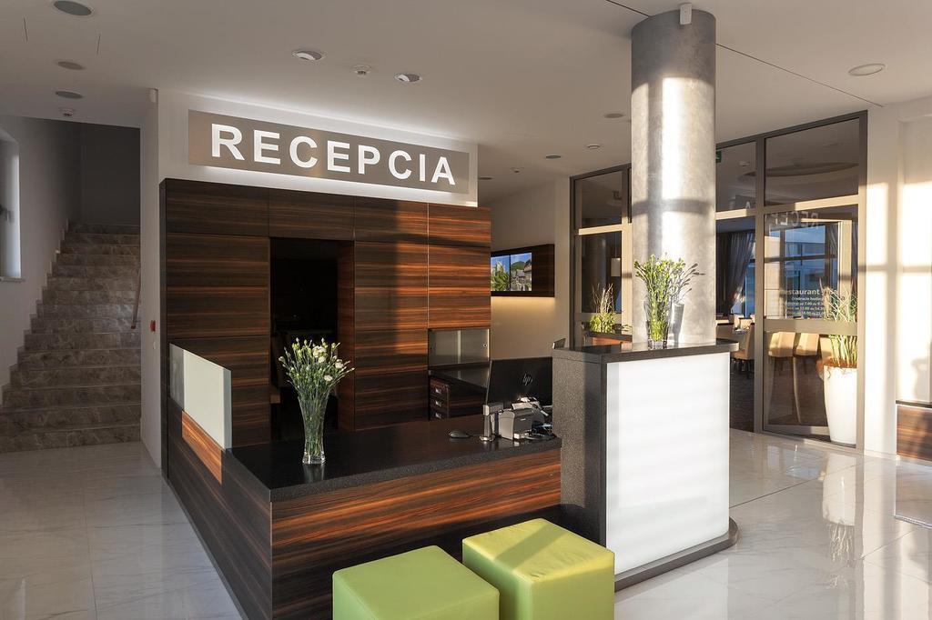 Wellness Hotel Panorama เตรนชิอาสกี เตปลิตเซ ภายนอก รูปภาพ