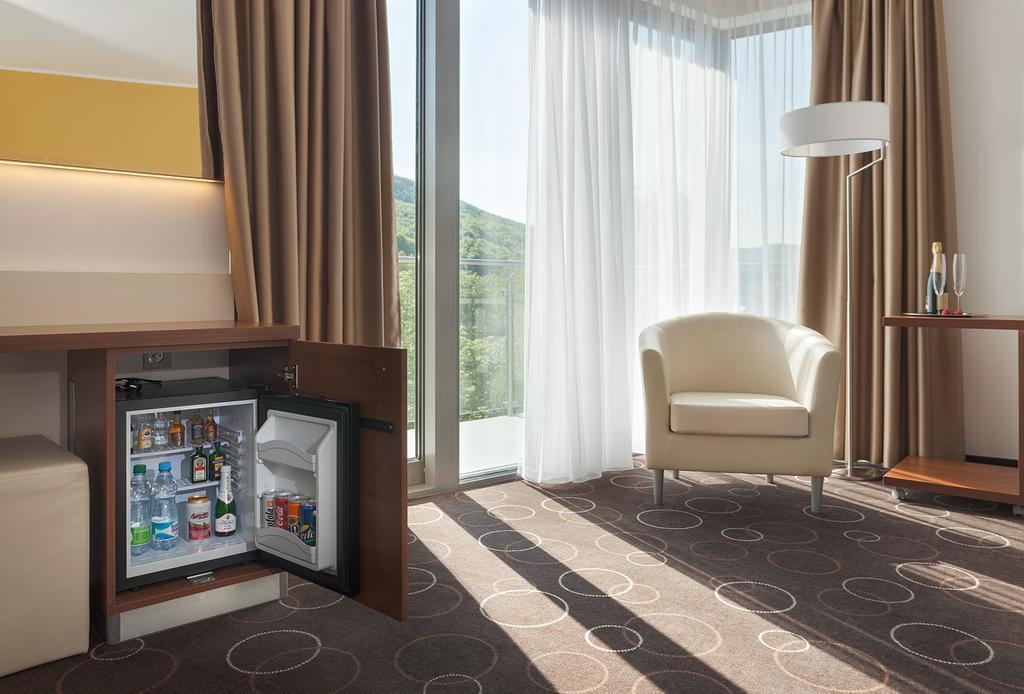 Wellness Hotel Panorama เตรนชิอาสกี เตปลิตเซ ห้อง รูปภาพ
