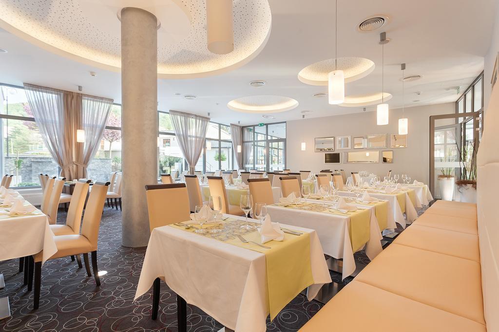 Wellness Hotel Panorama เตรนชิอาสกี เตปลิตเซ ภายนอก รูปภาพ