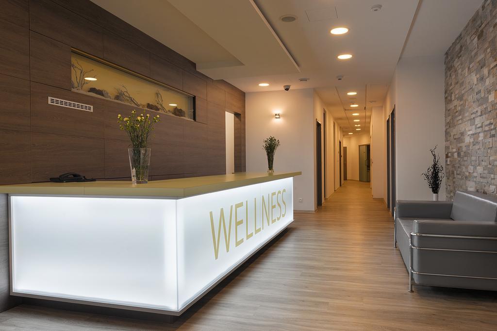 Wellness Hotel Panorama เตรนชิอาสกี เตปลิตเซ ภายนอก รูปภาพ