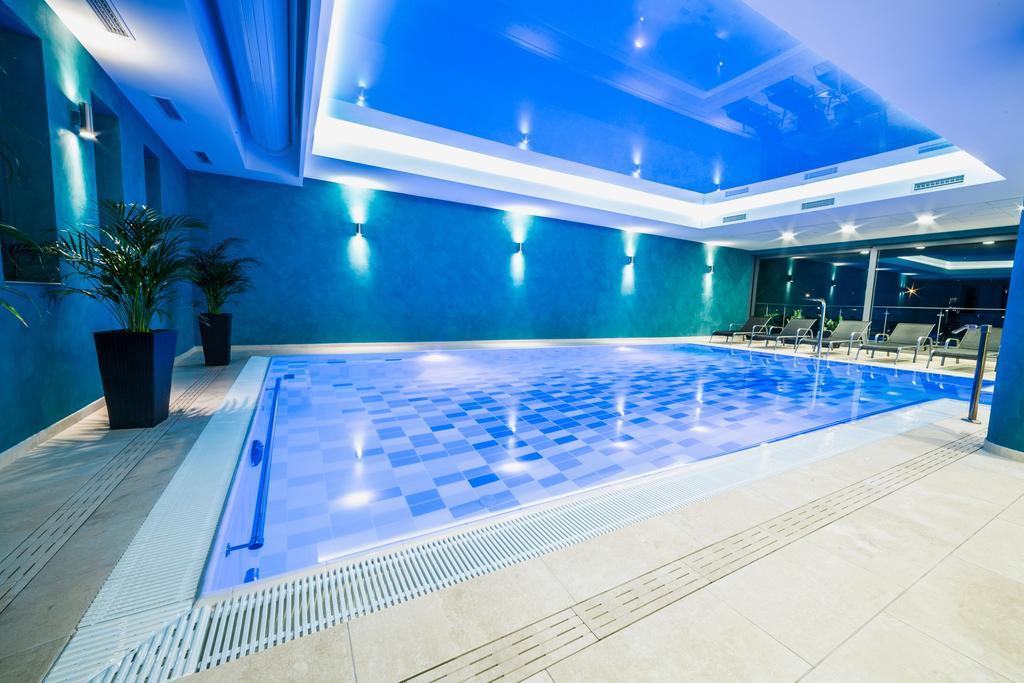 Wellness Hotel Panorama เตรนชิอาสกี เตปลิตเซ ภายนอก รูปภาพ