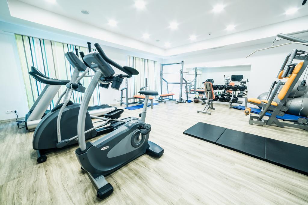 Wellness Hotel Panorama เตรนชิอาสกี เตปลิตเซ ภายนอก รูปภาพ