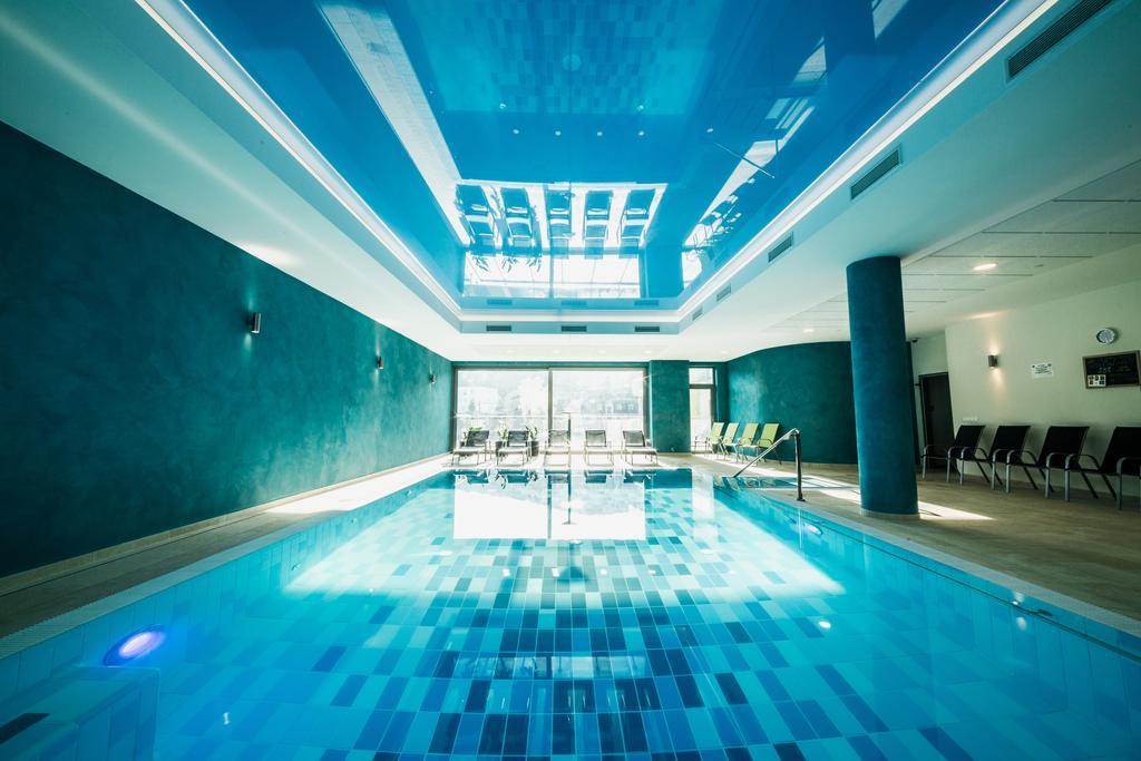 Wellness Hotel Panorama เตรนชิอาสกี เตปลิตเซ ภายนอก รูปภาพ