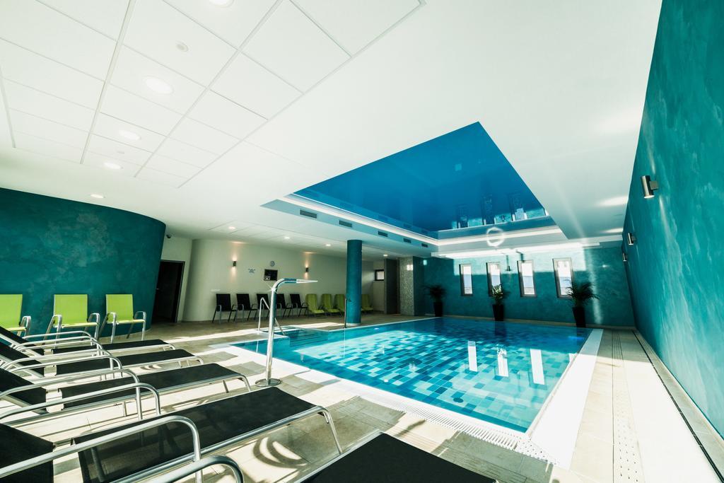 Wellness Hotel Panorama เตรนชิอาสกี เตปลิตเซ ภายนอก รูปภาพ