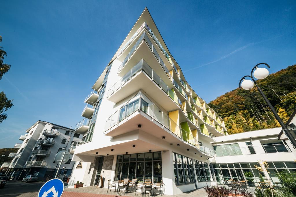 Wellness Hotel Panorama เตรนชิอาสกี เตปลิตเซ ภายนอก รูปภาพ